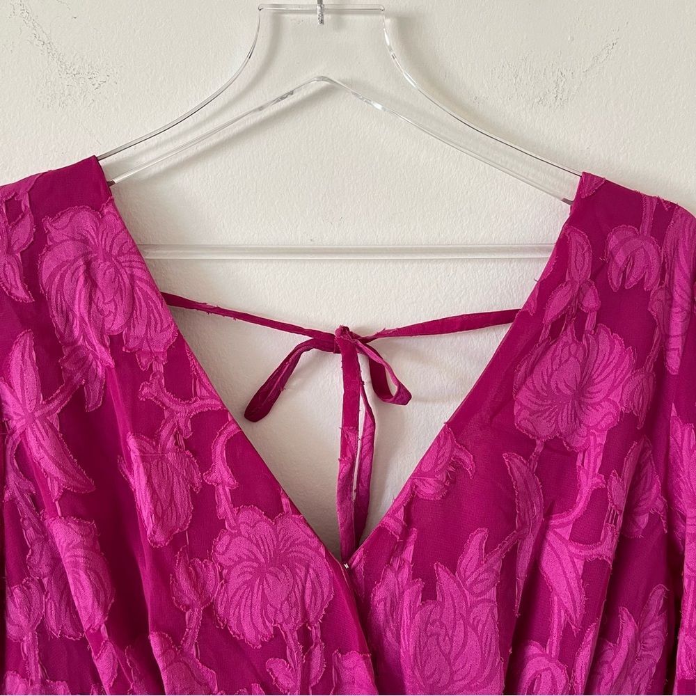 NWT B.O.G. Collective Kiss Me Fuschia Peplum Ruffle Tie Mini Dress Size large - Picture 7 of 16